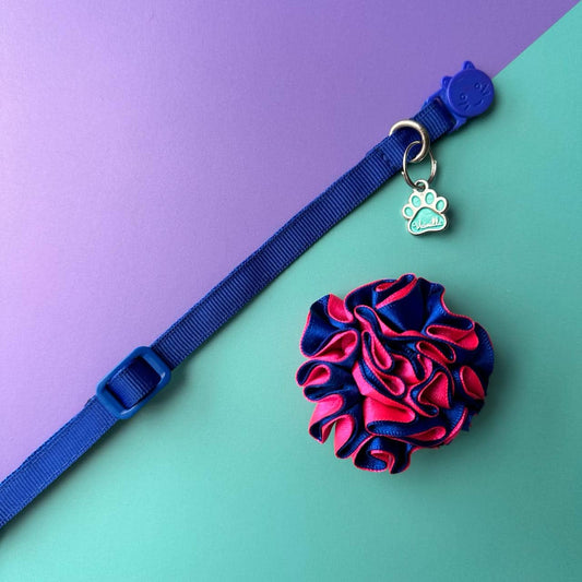 Collar para gatos con flor bicolor fucsia y azul