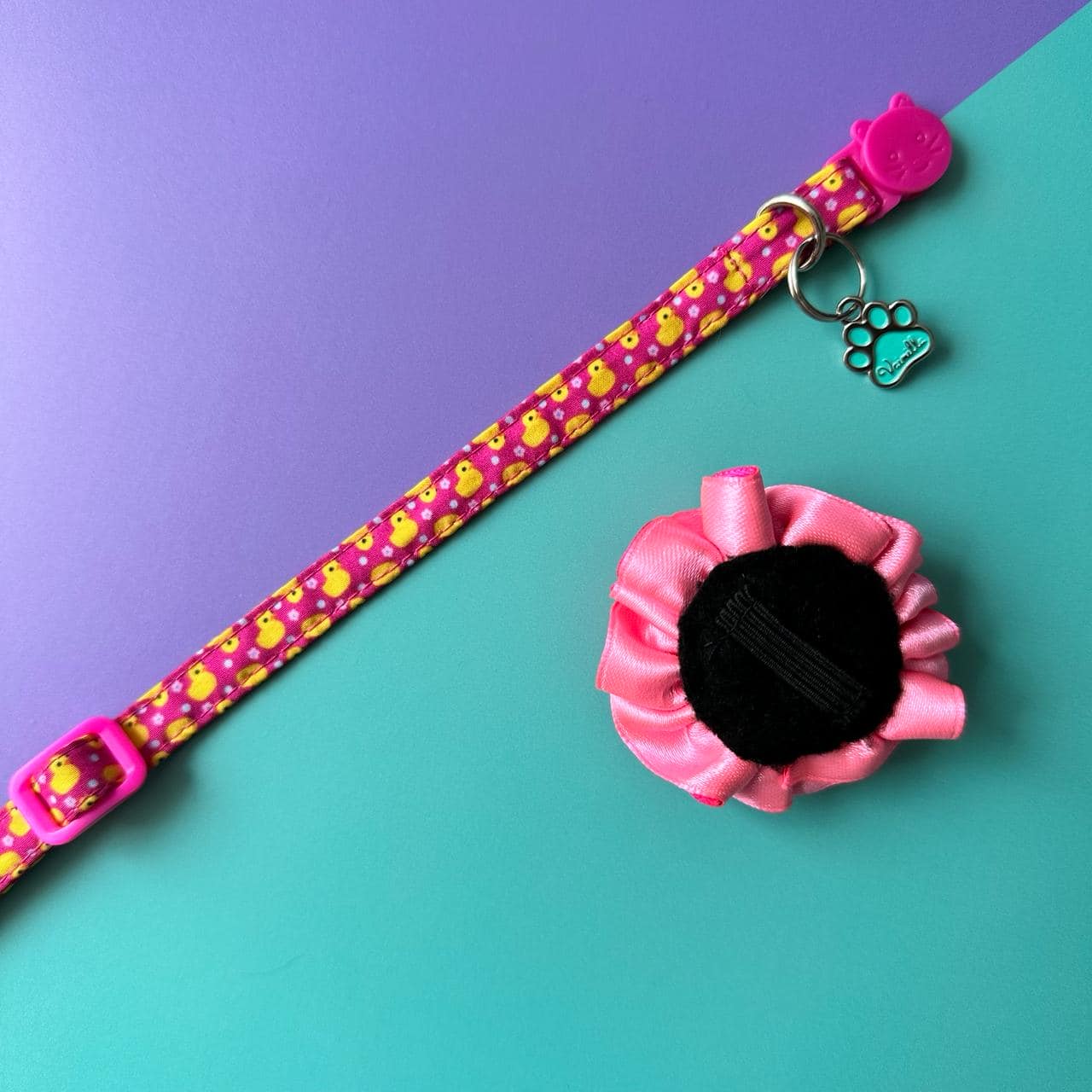 Collar para gatos con flor bicolor fucsia neón y rosado neón - Patos