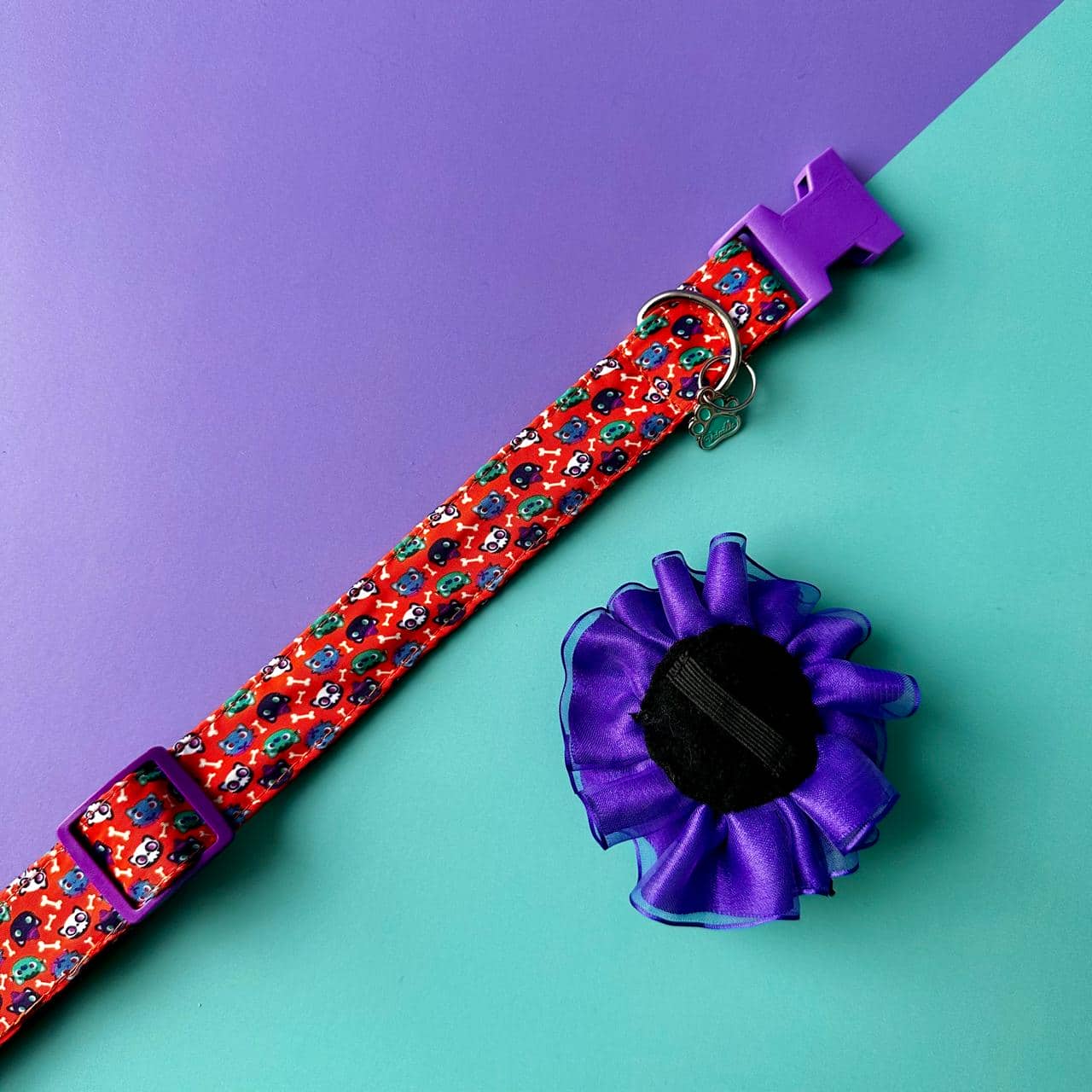 Collar para perros Halloween gatuno con flor tul morada