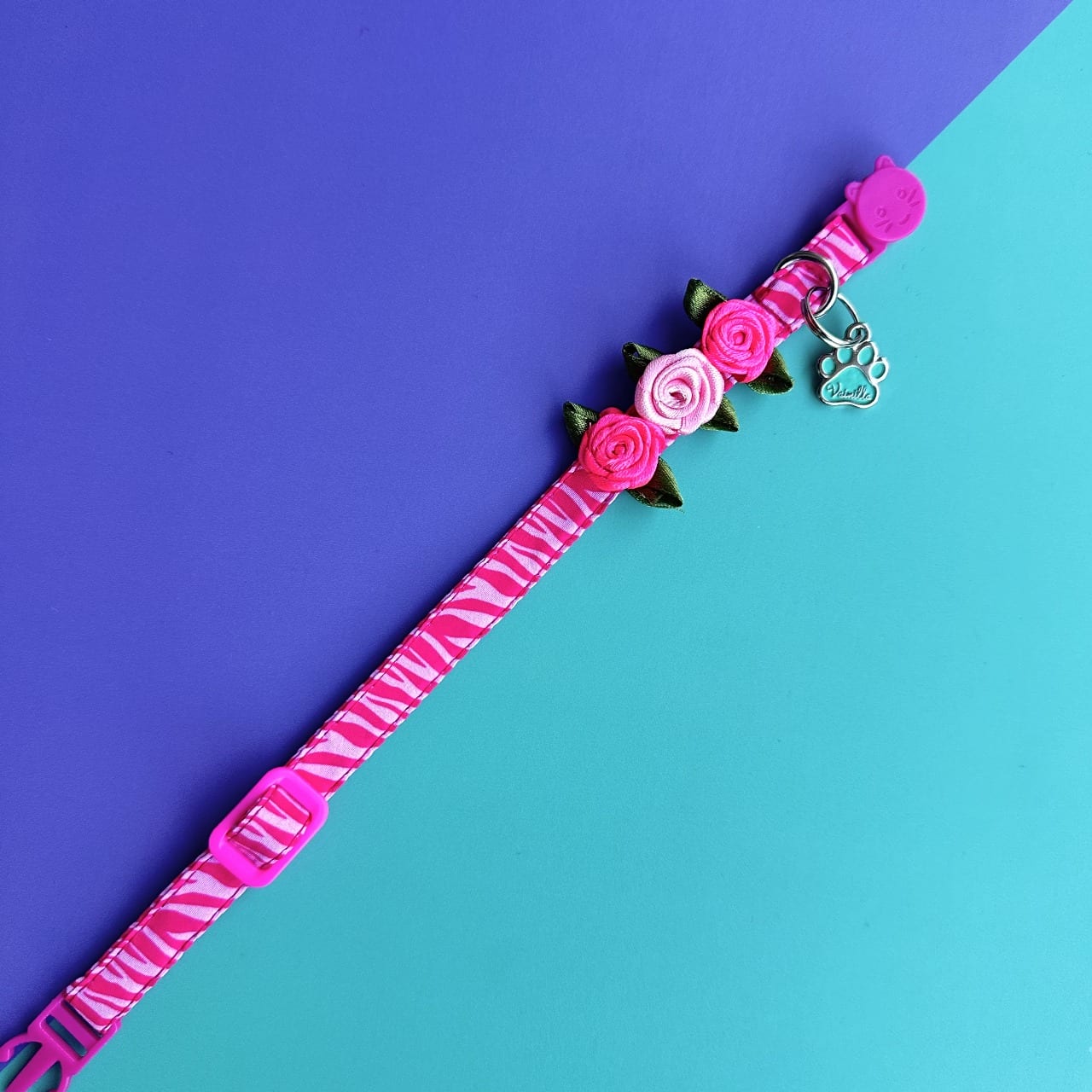 Collar para gatos con rosas Cebra fucsia 2
