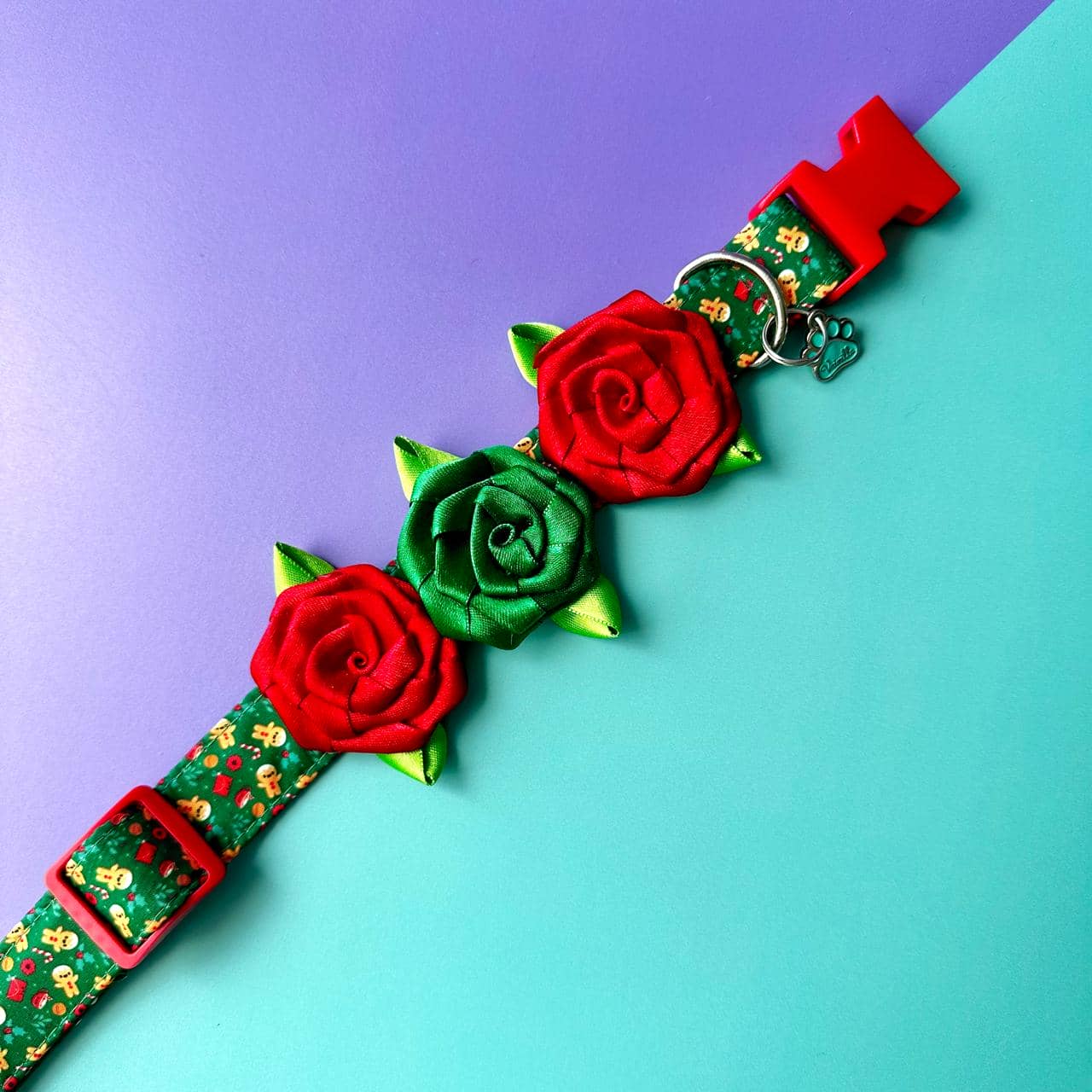 Collar para perros con rosas de Navidad Gallletas