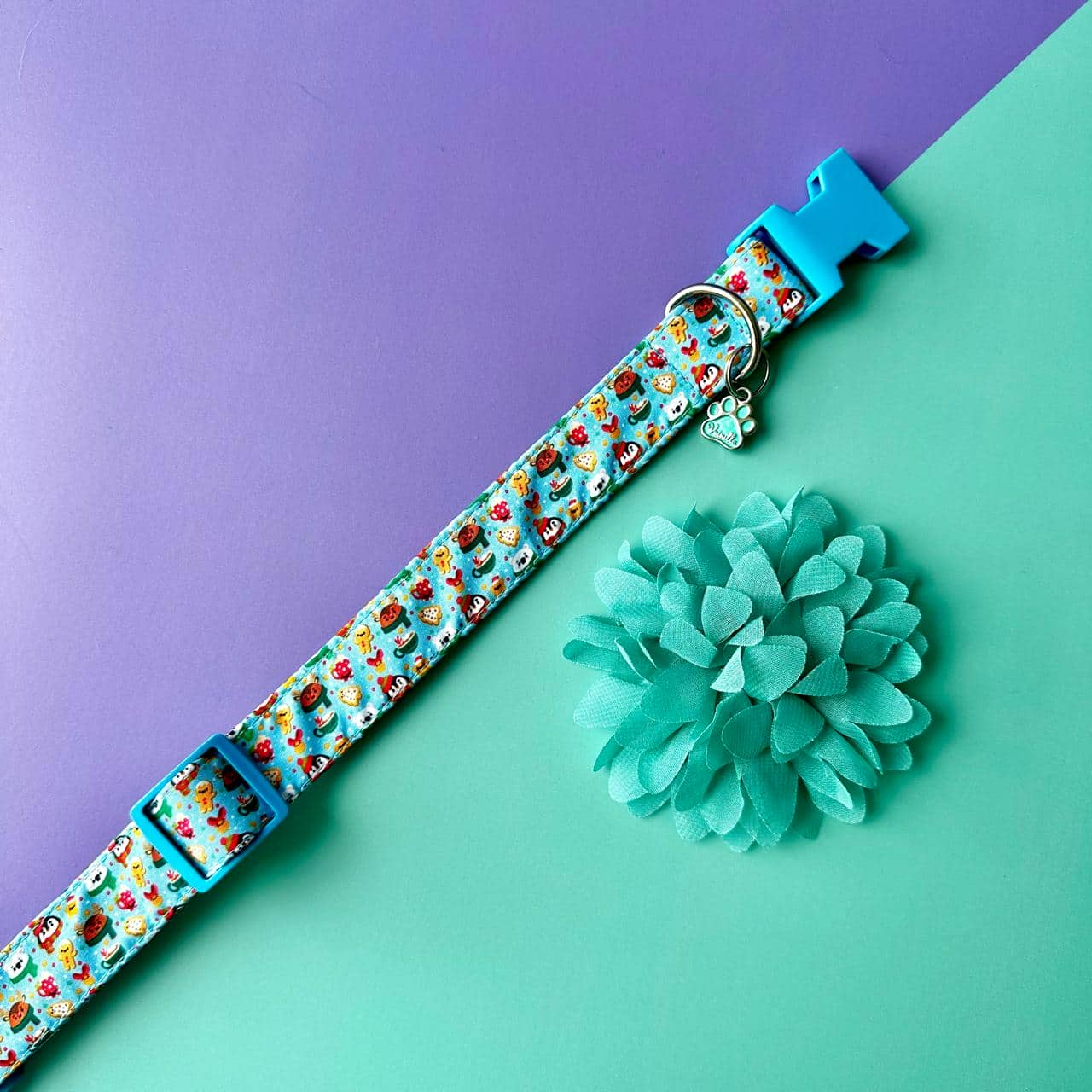 Collar para perros con flor seda de Navidad - Magia Polar azul