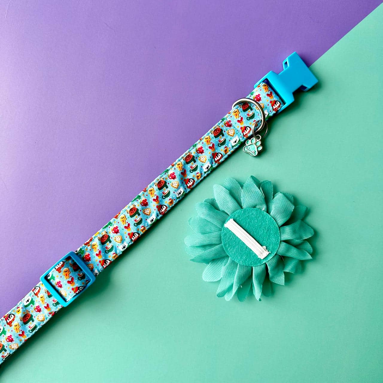 Collar para perros con flor seda de Navidad - Magia Polar azul