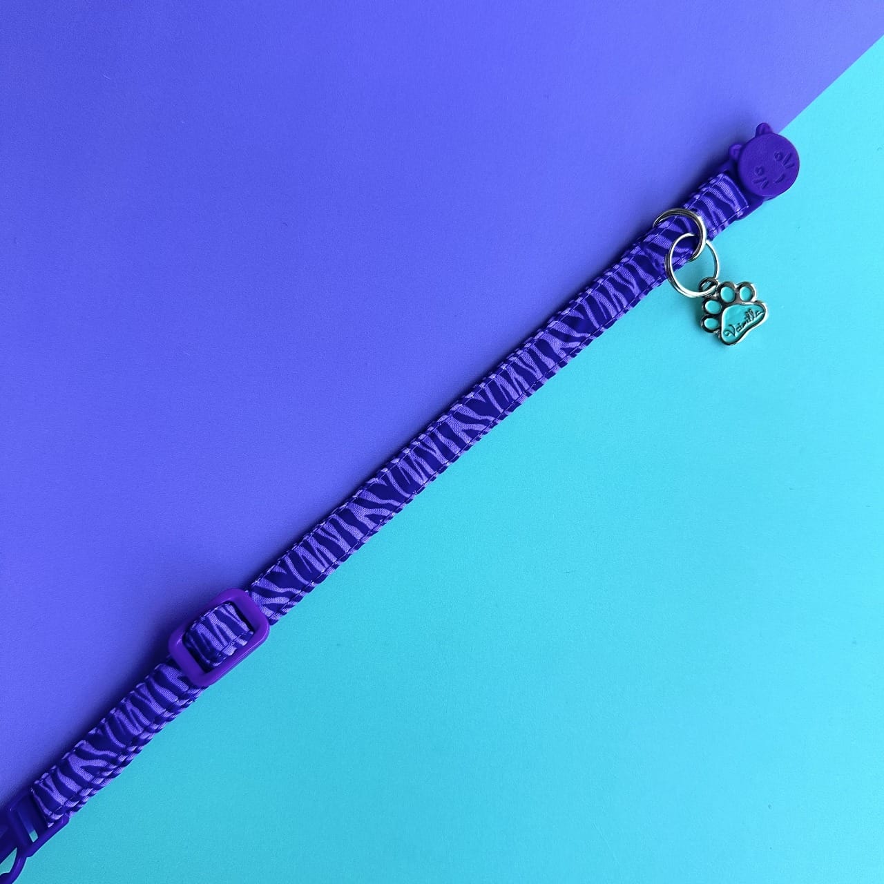 Collar para gatos Cebra lila