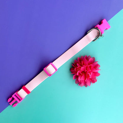 Collar para perros en goma rosado con flor seda