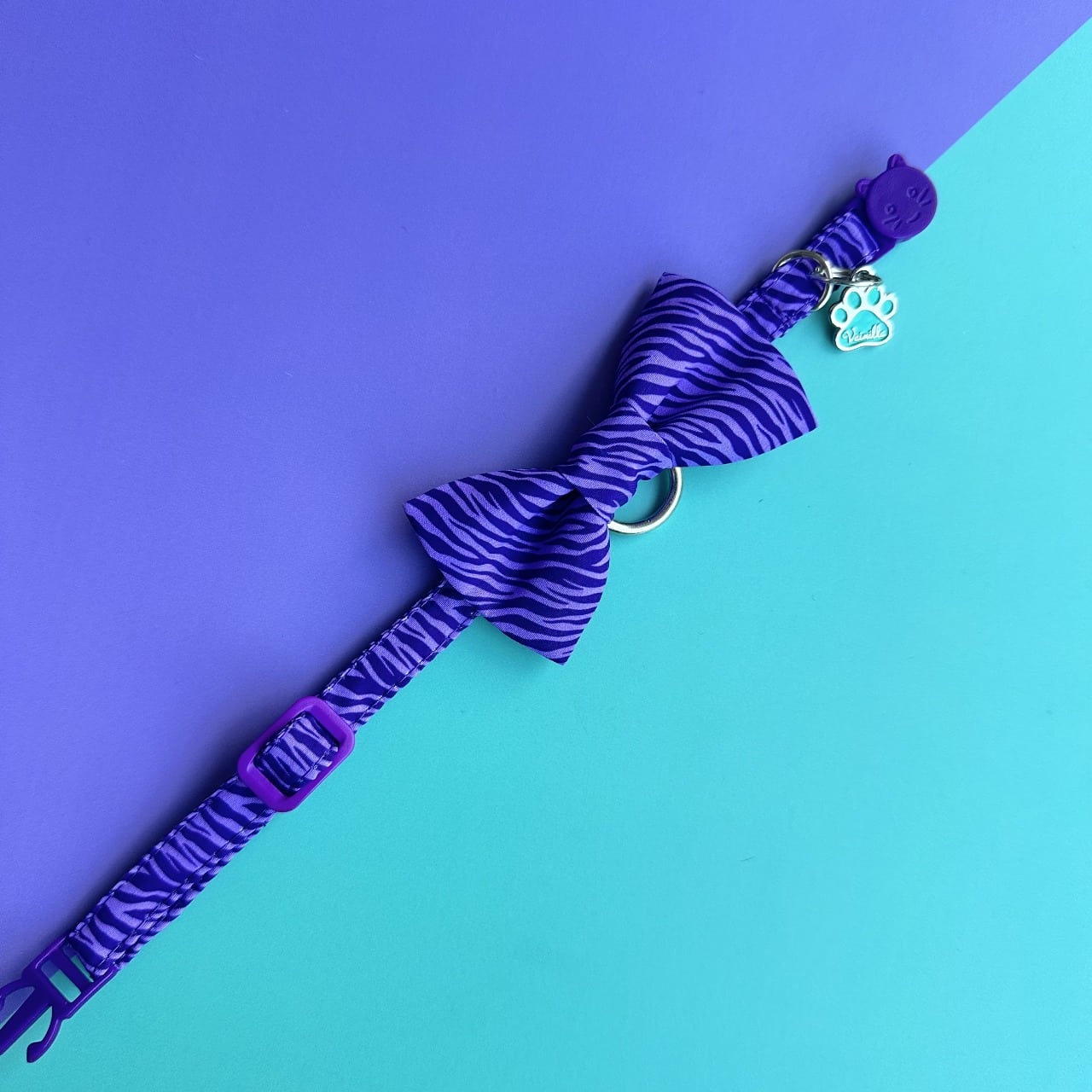 Corbatín para gatos Cebra lila