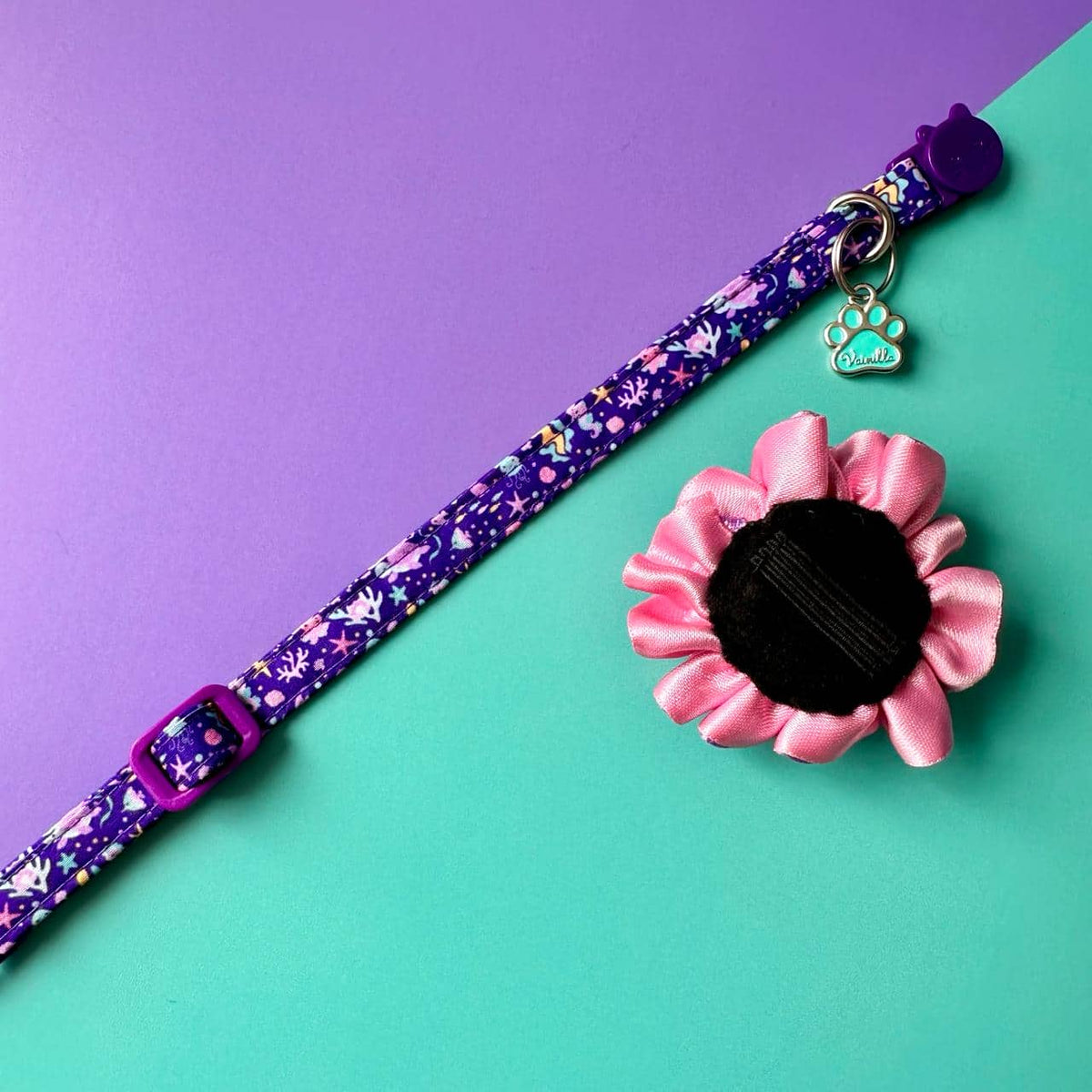 Collar para gatos con flor bicolor lila y rosado - Océano