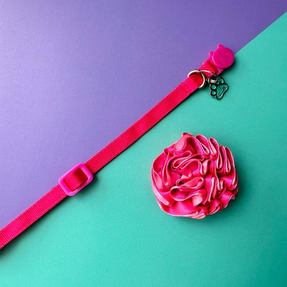 Collar para gatos con flor bicolor fucsia neón y rosado neón