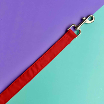 Pechera para perros con correa roja