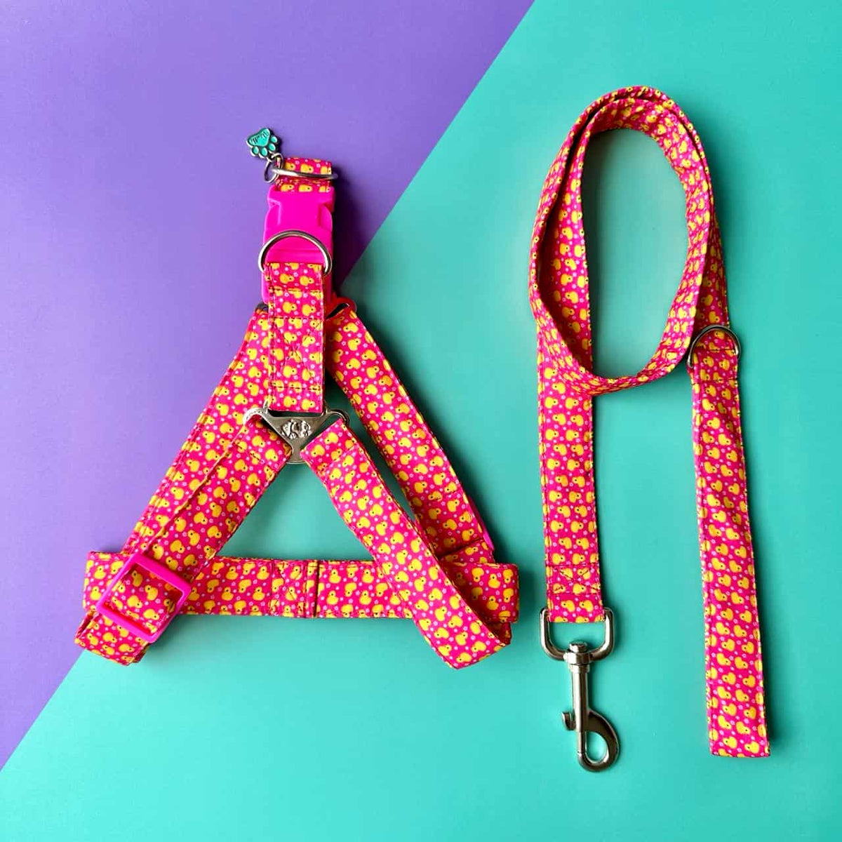 Arnés para perros step in con correa Patos fucsia