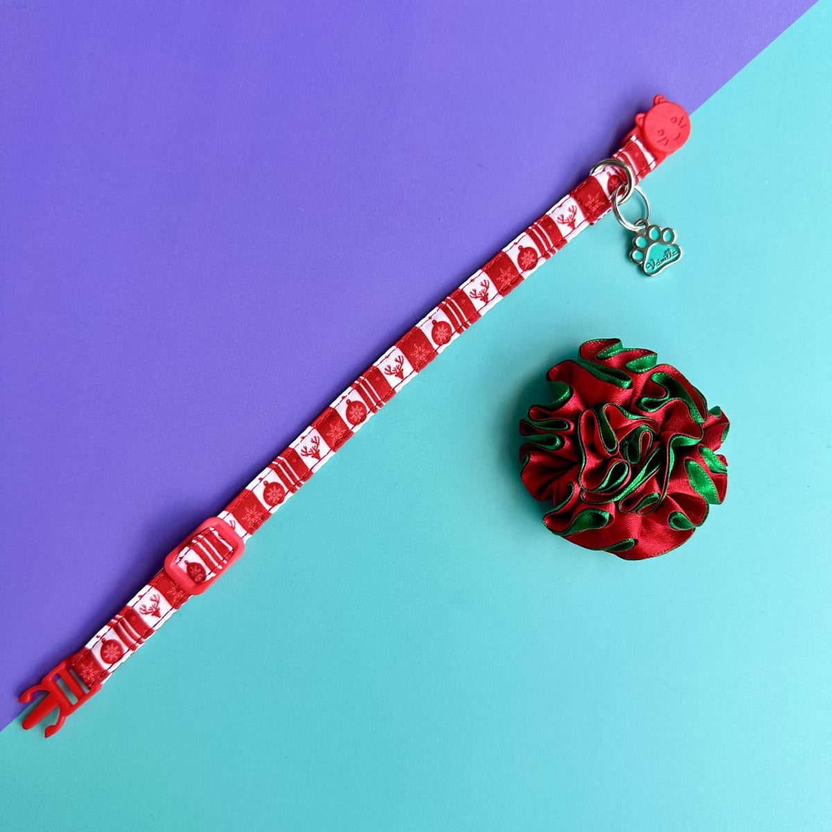 Collar para gatos con flor bicolor de Navidad clásica