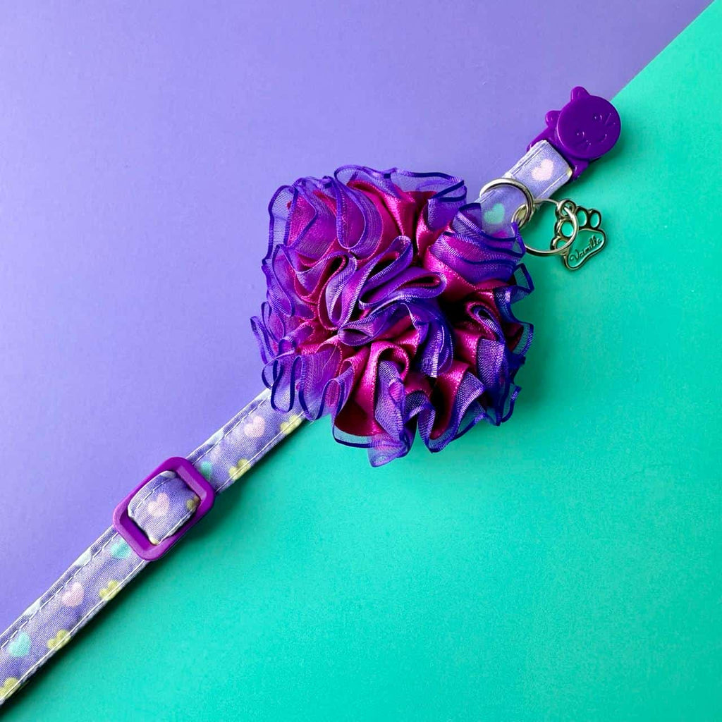 Collar para gatos Corazones con flor tul morada
