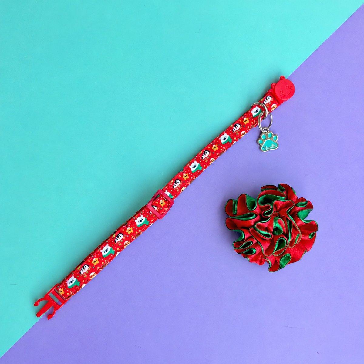 Collar Magia Polar Roja con flor bicolor desmontable