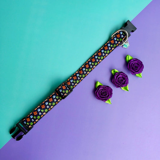Collar Halloween Monstruos para perros con las tres rosas removibles separadas