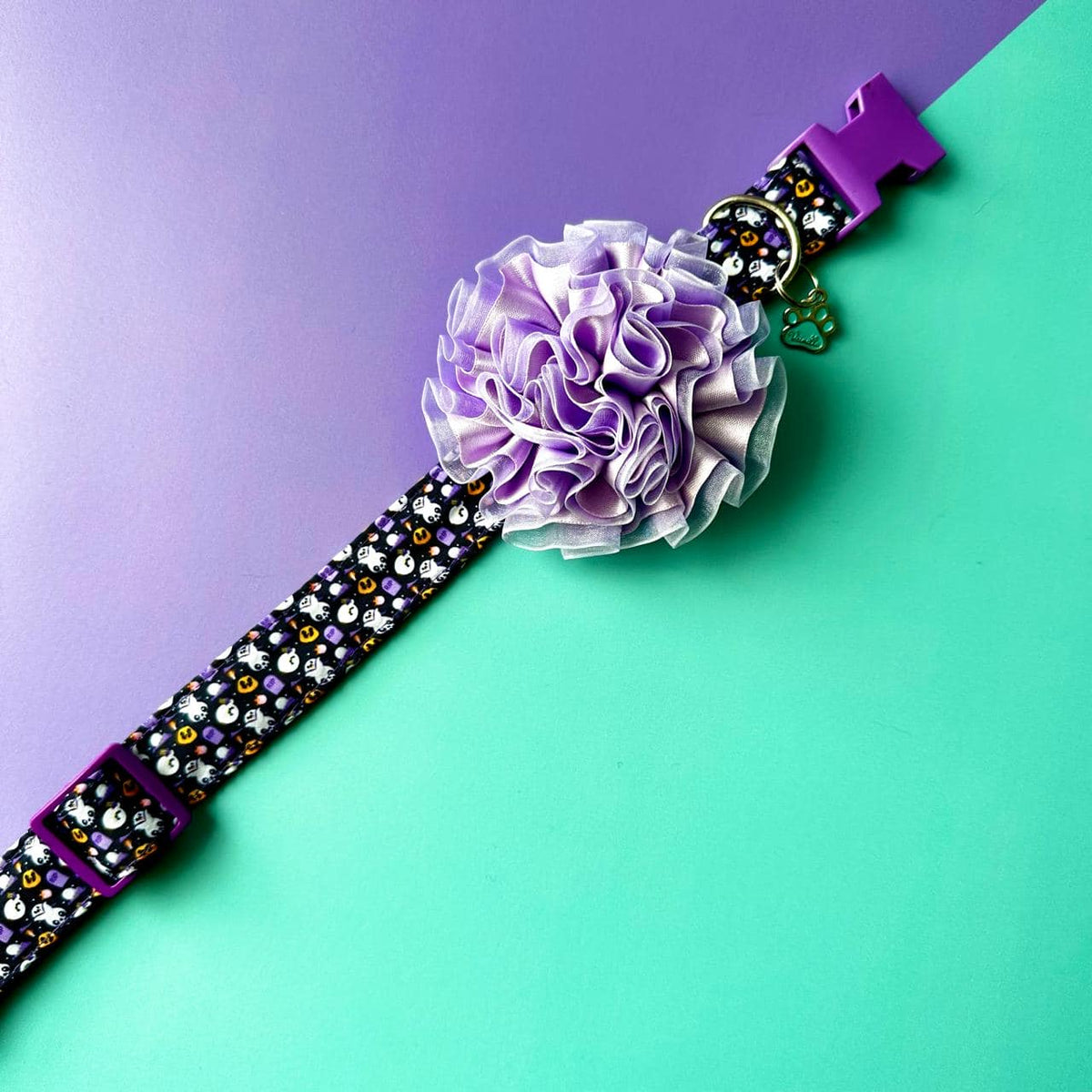 Collar para perros fantasmas con flor tul lila