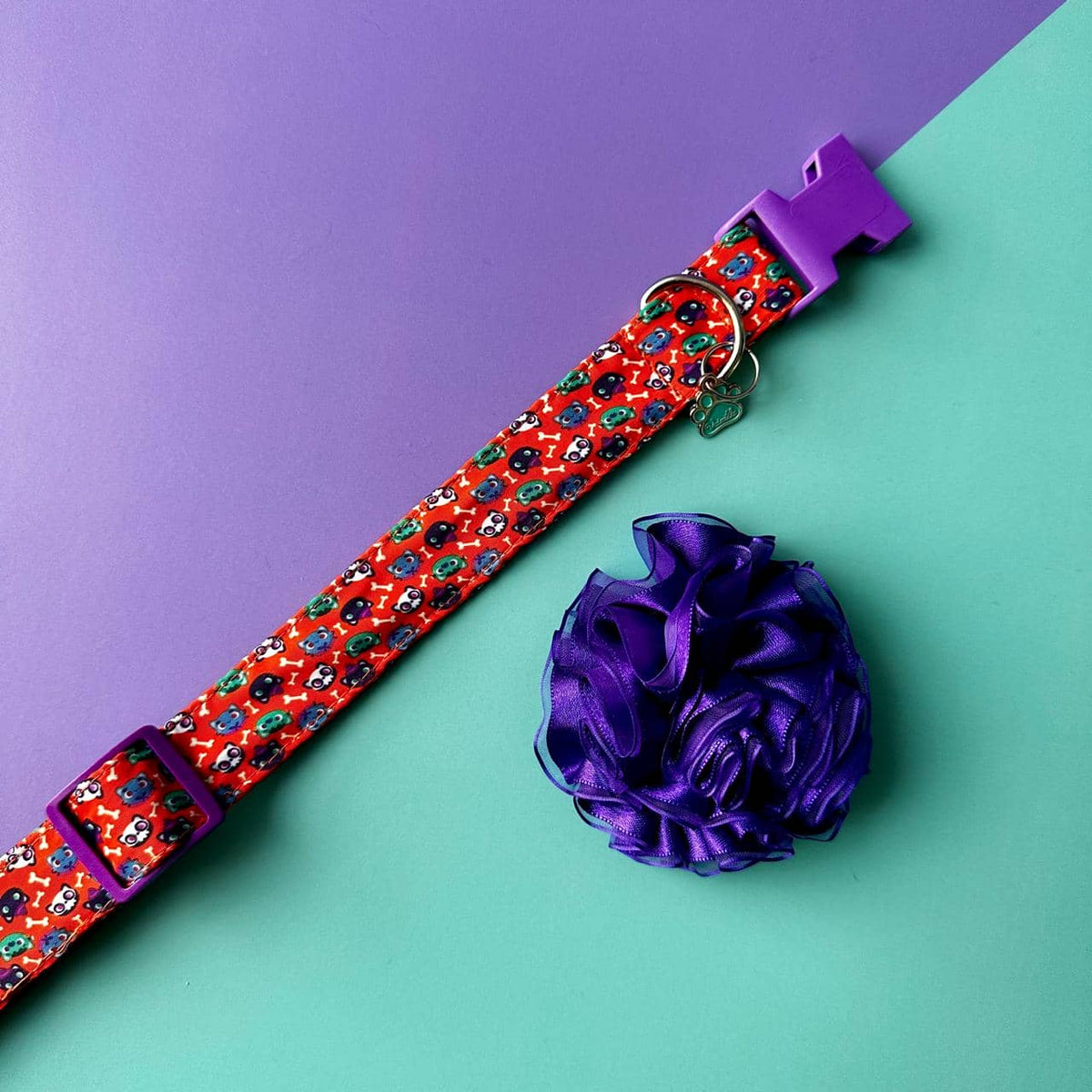 Collar para perros Halloween gatuno con flor tul morada