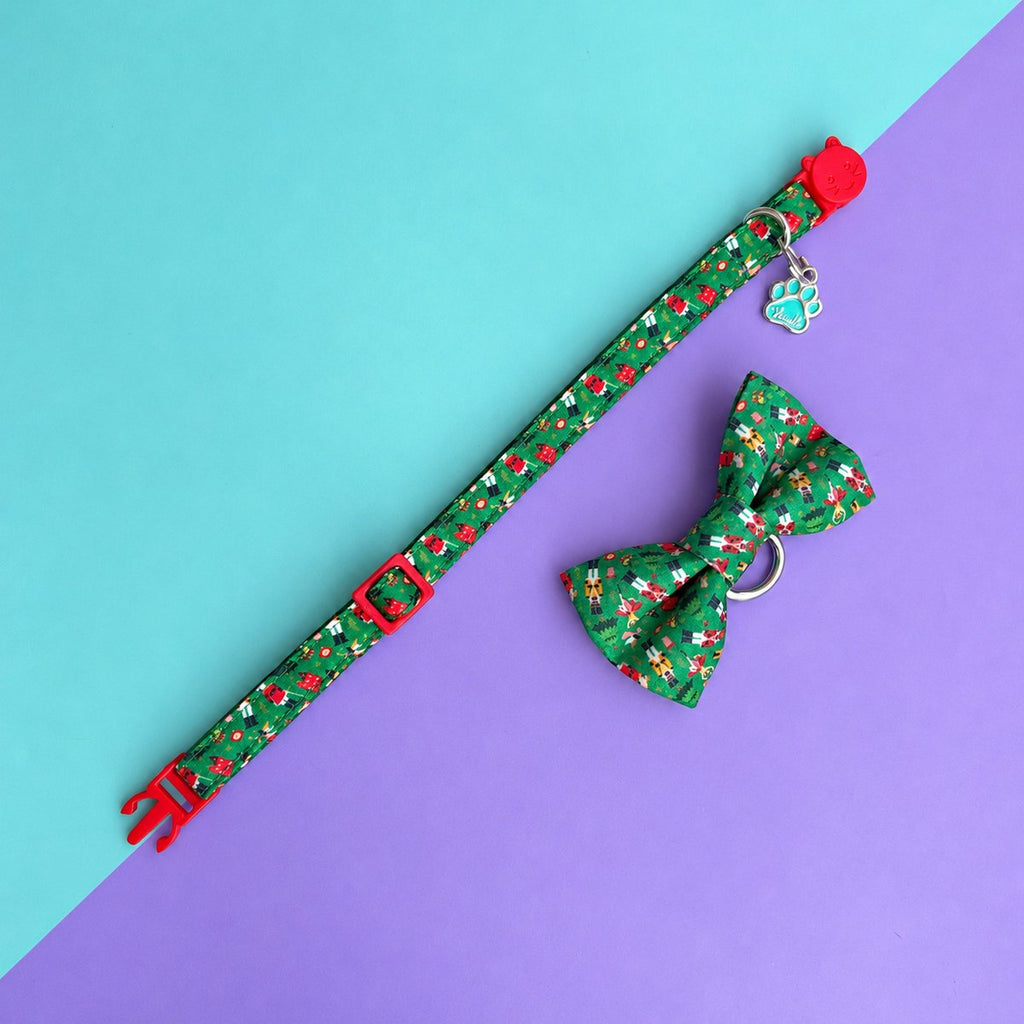 Collar y corbatín desmontable para gatos de Navidad Cascanueces