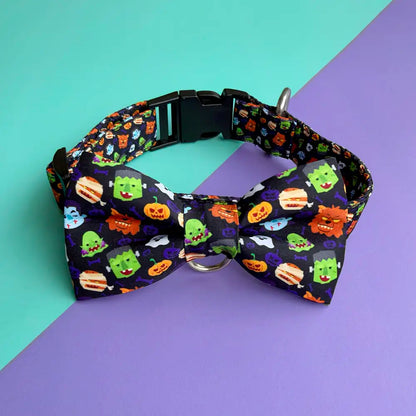 Corbatín para perros Halloween Monstruos con collar ajustable, vista frontal del moño