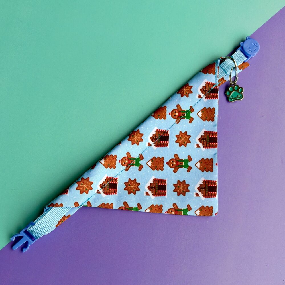 Pañoleta Dulce Navidad para gato con collar graduable