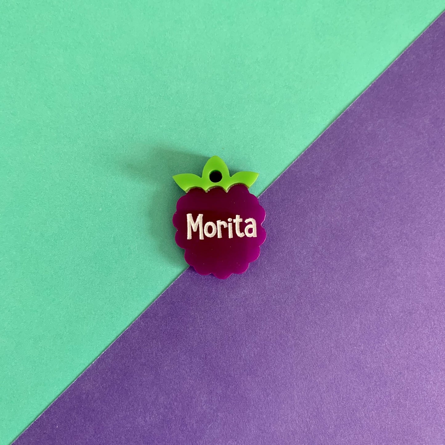 Placa de identificación Mora