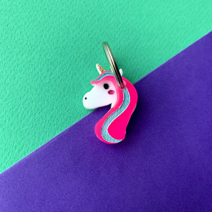 Placa de identificación Unicornio